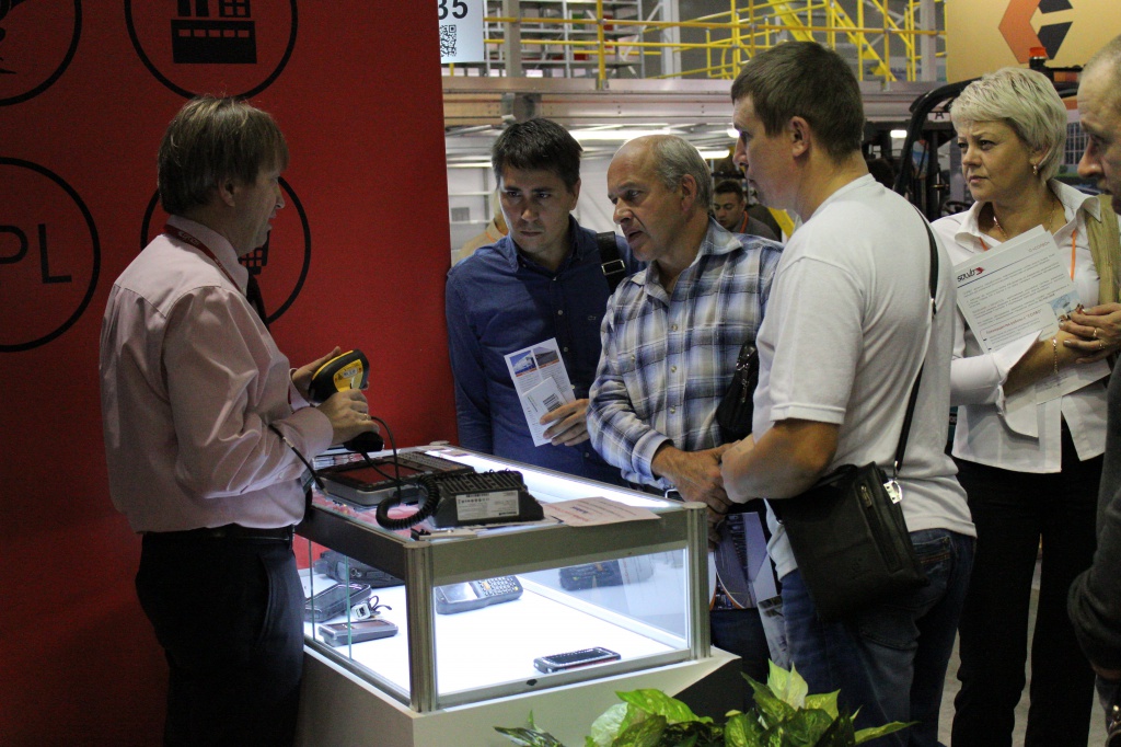 CeMAT2015_gadget.jpg CeMAT2015_gadget.jpg