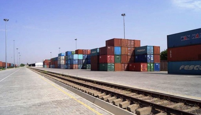 Universal Logistics Services